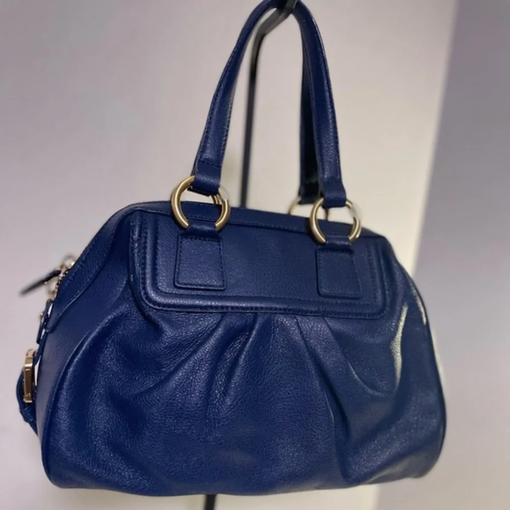🟢 Samantha Thavasa Bow-Embellished Satchel / Boston Bag Navy Blue, Gold Hardware